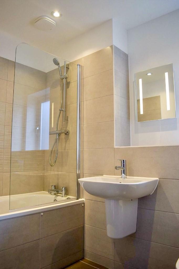 3 bedroom town house for rent