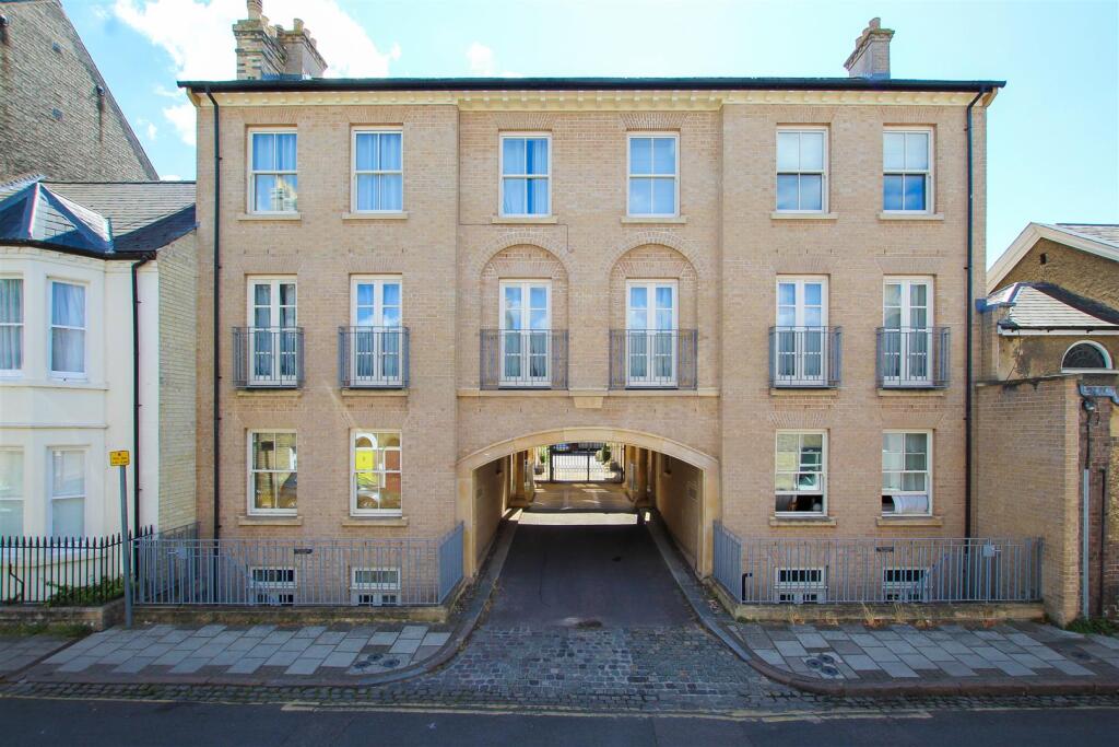 Main image of property: Victoria Street, Cambridge