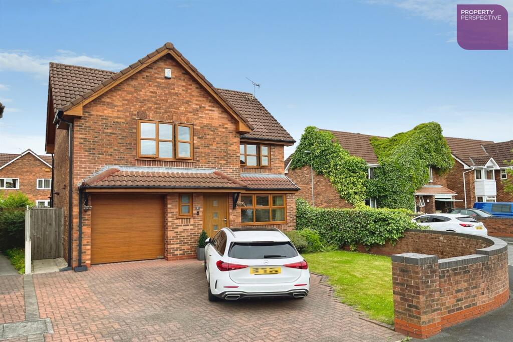 Main image of property: Heather Close, Hopwood, OL10