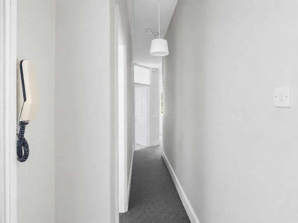 2 bedroom ground floor flat for rent