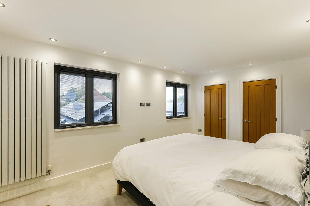 House in Hythe, Orchard Valley - More