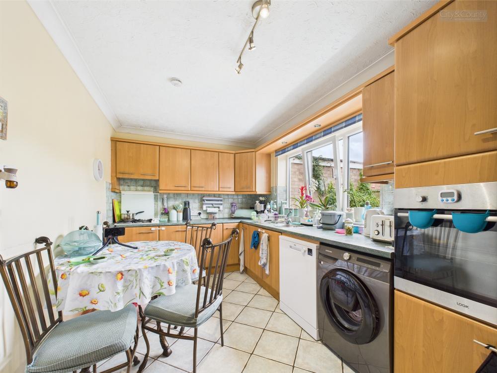 Edgcote Close, Peterborough, PE3 photo 4