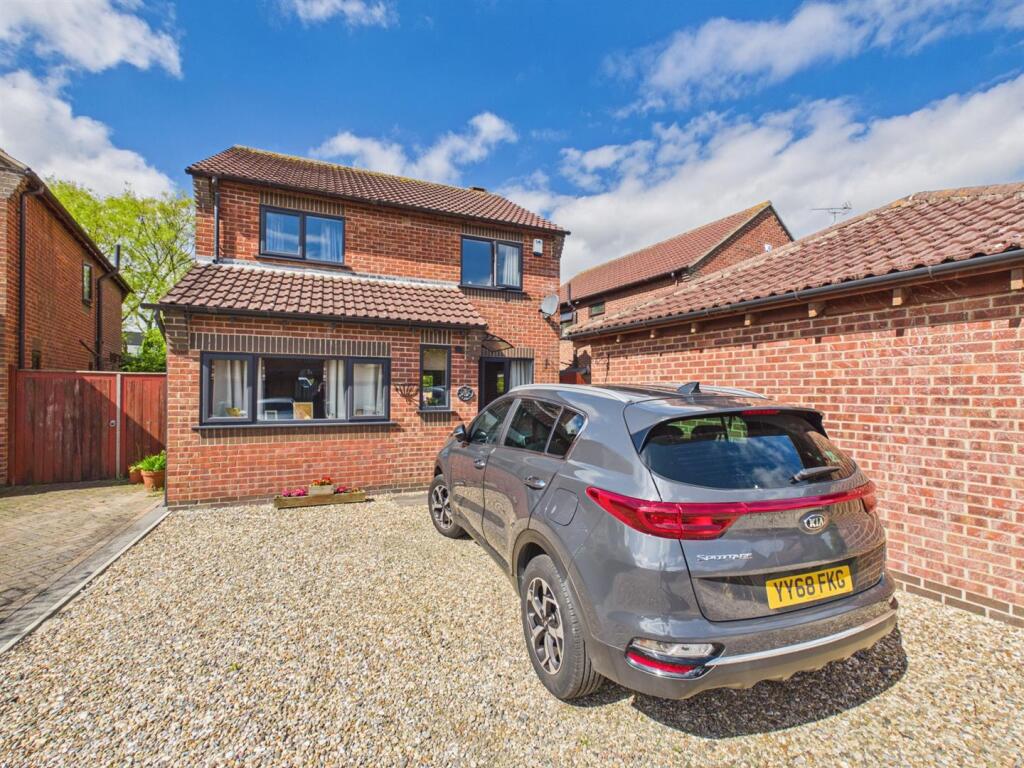 Main image of property: Elizabeth Close, Bridlington
