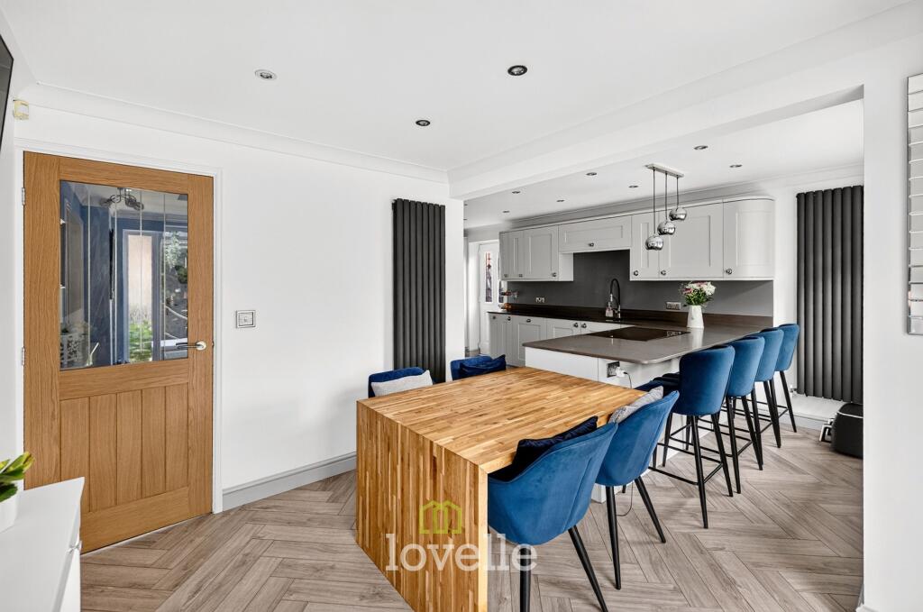 House in Doncaster - View 3
