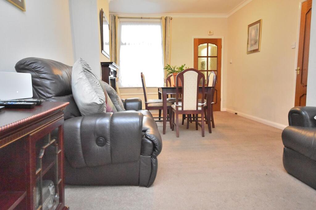House in Northampton, West Northamptonshire - View 4