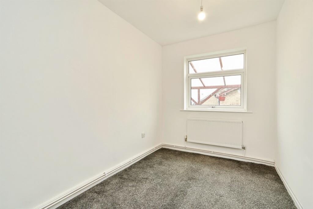 Additional image 8 of Carnoustie Grove, BINGLEY