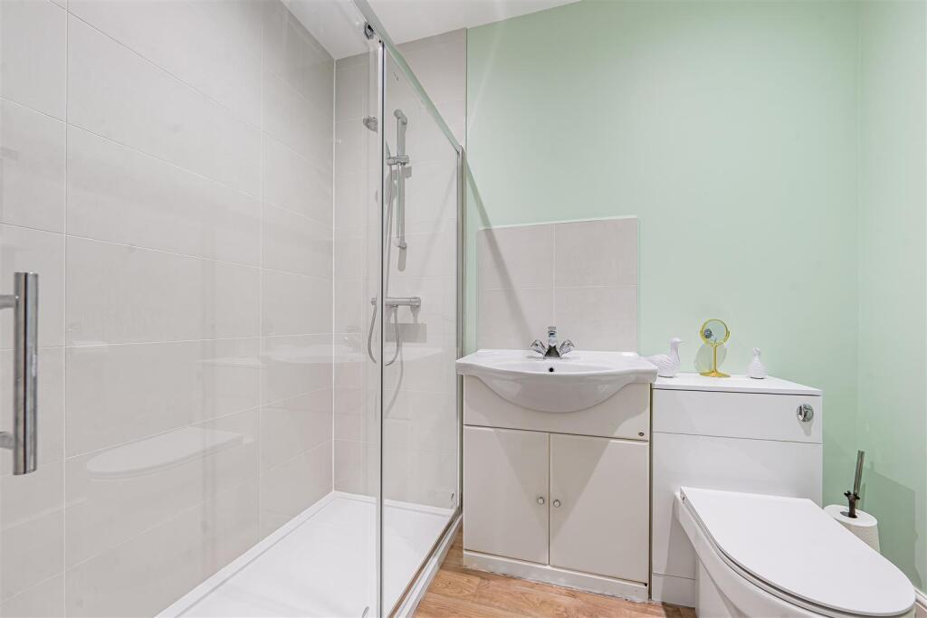 Additional image 10 of Oakwood Road, Bricket Wood, St. Albans