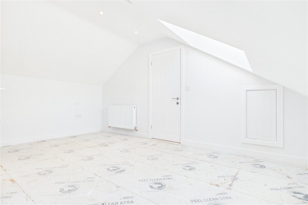 House in Theale, West Berkshire - View 2