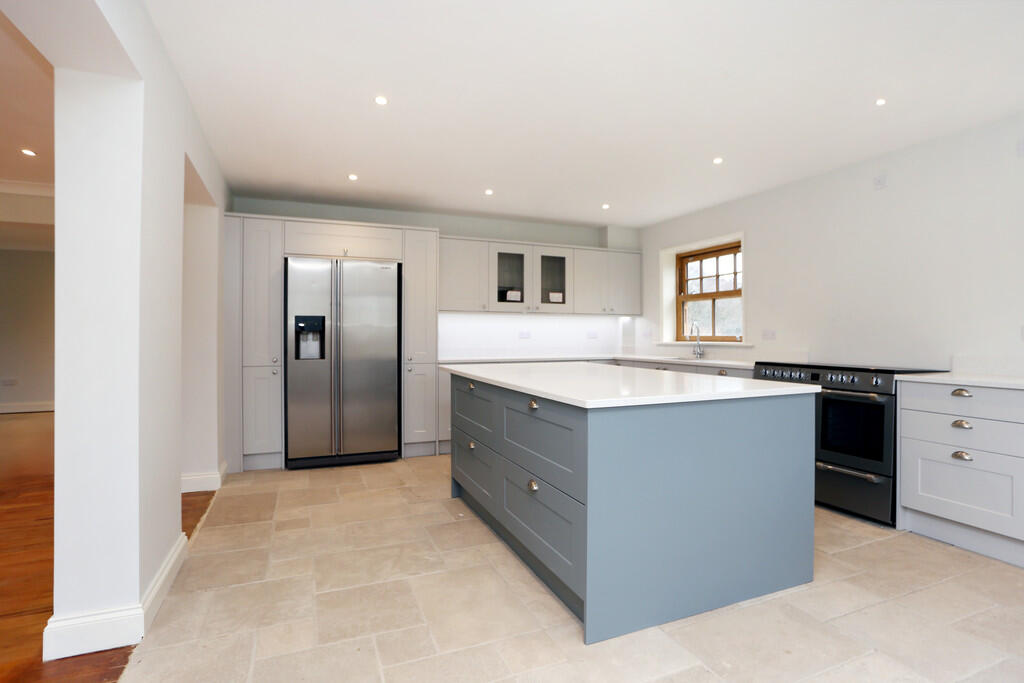 House in Southampton - View 4