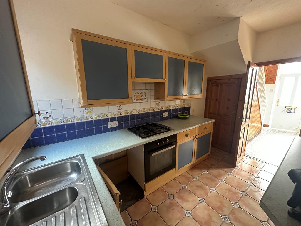 House in Cardiff, Maesteg - View 4