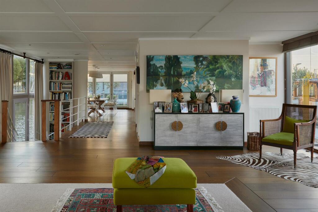 House in London - View 5
