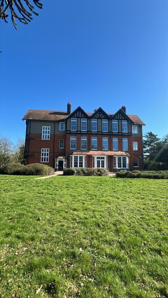 Queen Victoria House