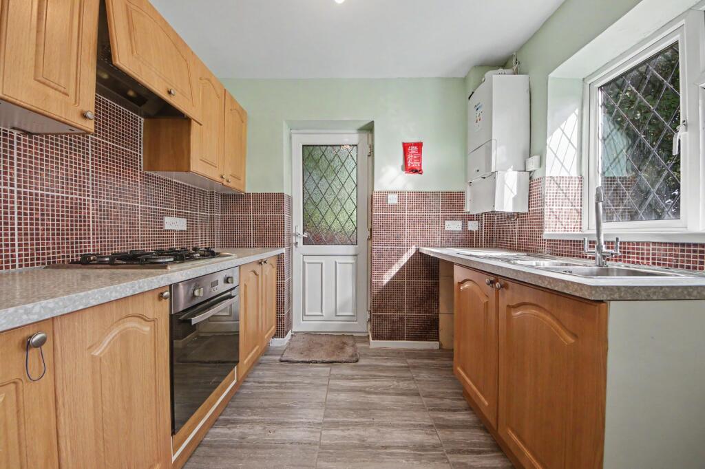 High View Way, Midanbury, SO18 photo 3