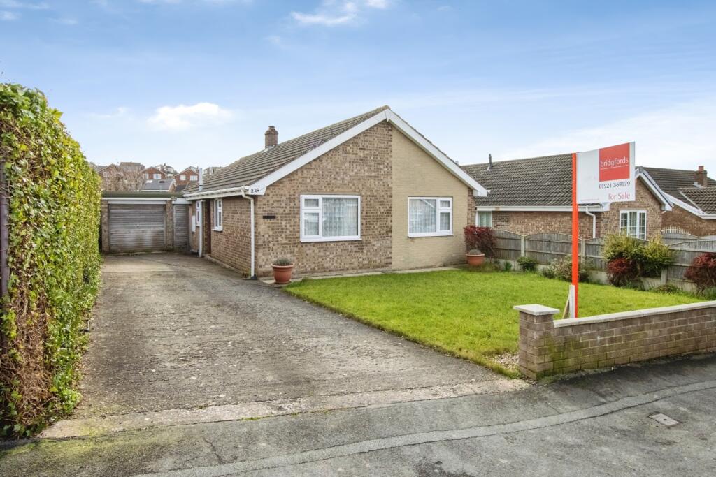 Main image of property: Gibson Lane, Kippax, Leeds, West Yorkshire, LS25