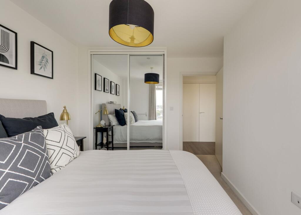 Apartment in London - More