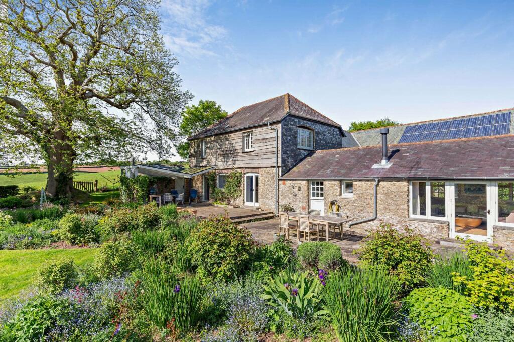 Main image of property: Dartmouth, Devon