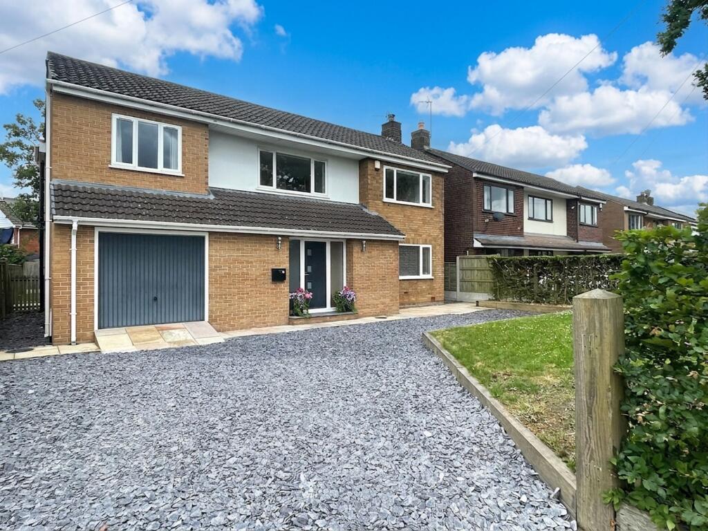 Main image of property: Park Lane, Pickmere, WA16