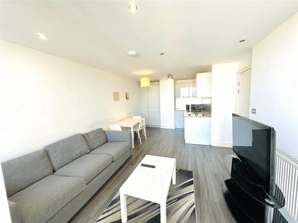 Apartment in Croydon - View 4