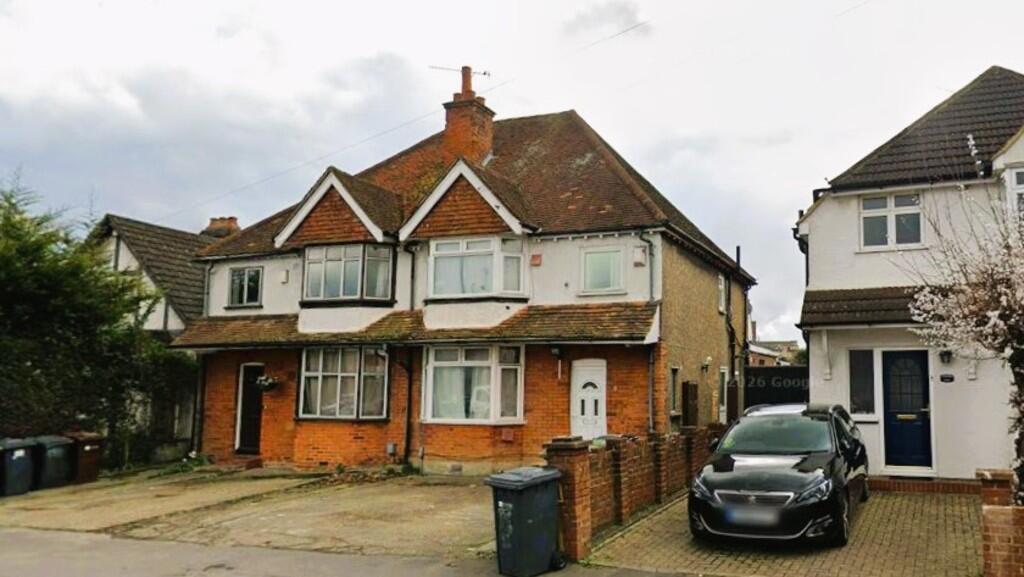 Main image of property: 5 Bed Aldershot Road