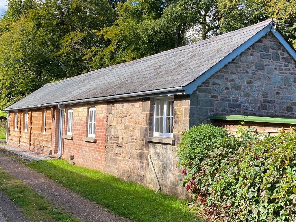 Main image of property: NP7