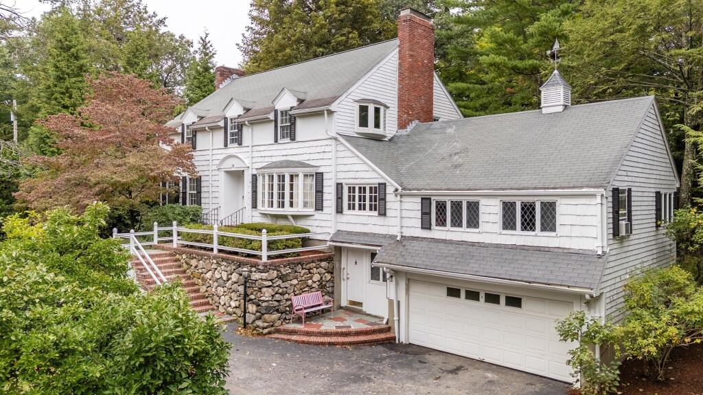 Main image of property: Massachusetts, Middlesex County, Winchester