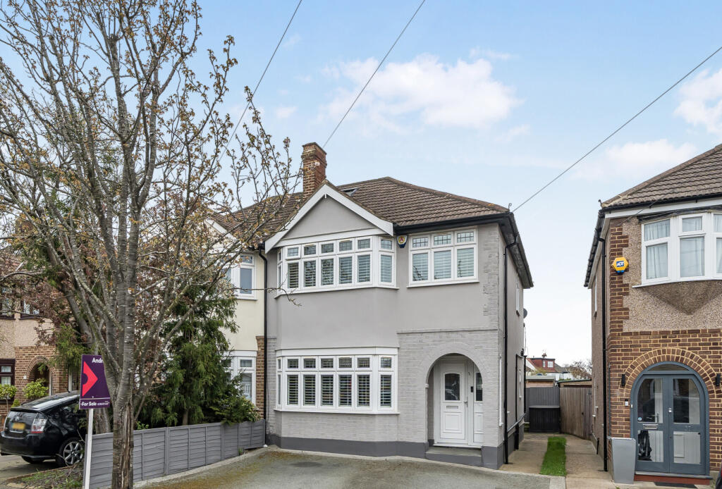 Main image of property: Moray Way, Romford, RM1