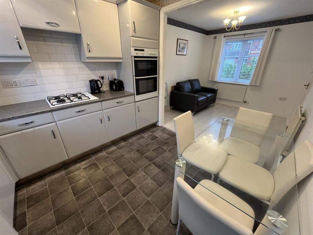 House in Old Colwyn, Conwy - View 4