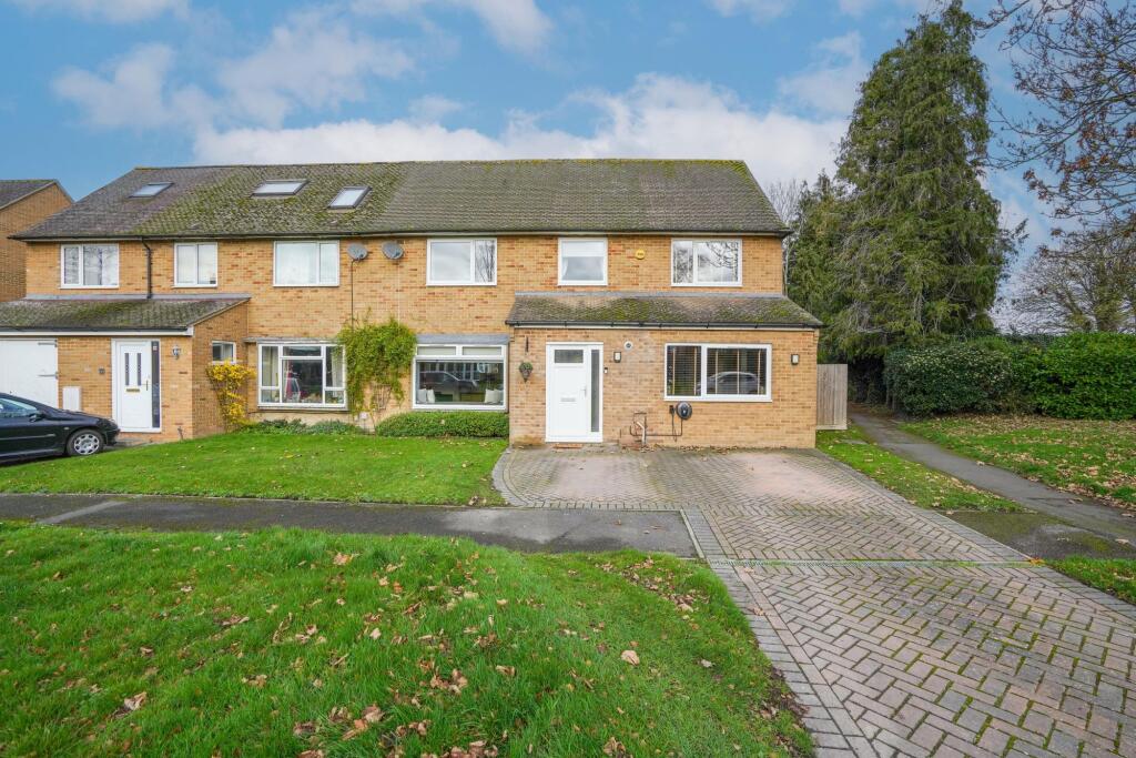 Main image of property: Foliat Close, Wantage, OX12