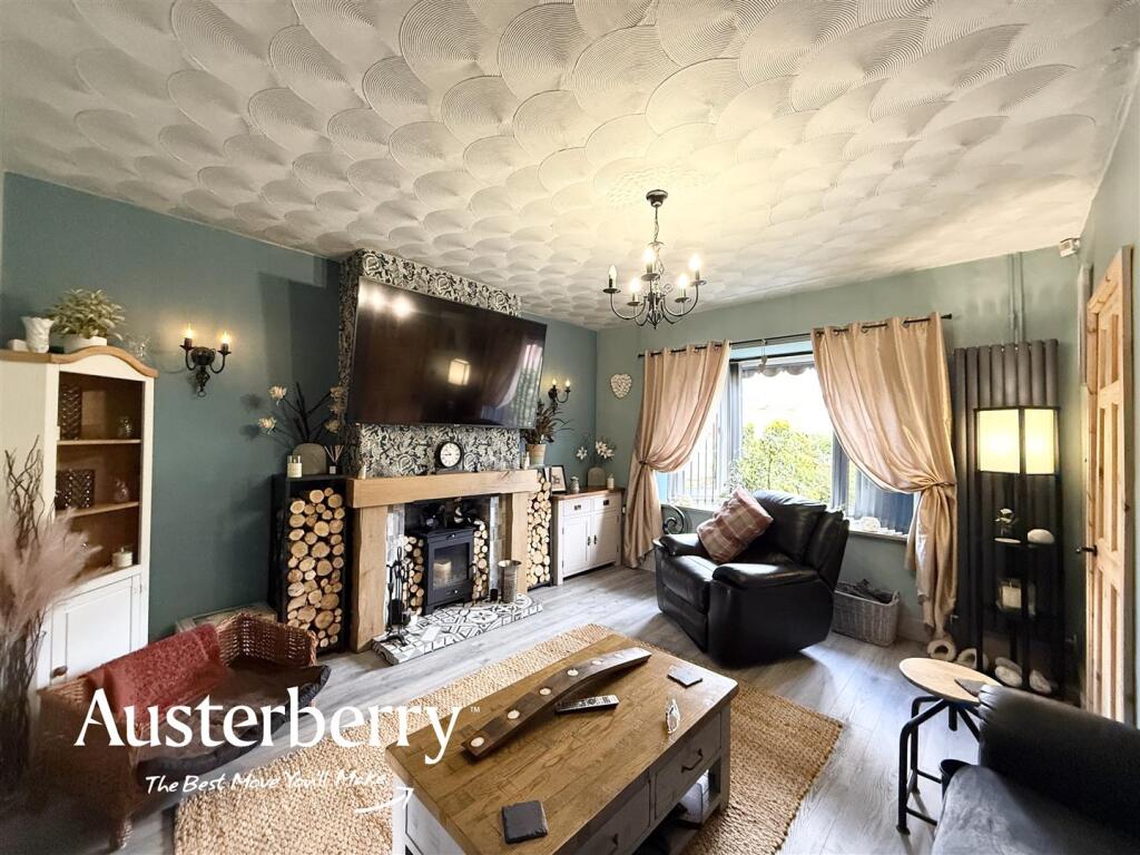 House in Stoke-on-Trent - View 2