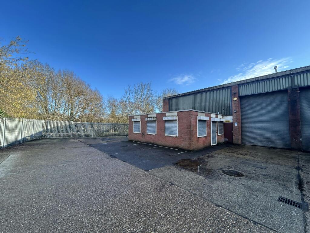 Main image of property: Unit 4, Kingston Industrial Estate, Eastern Road, Aldershot, GU12 4YA