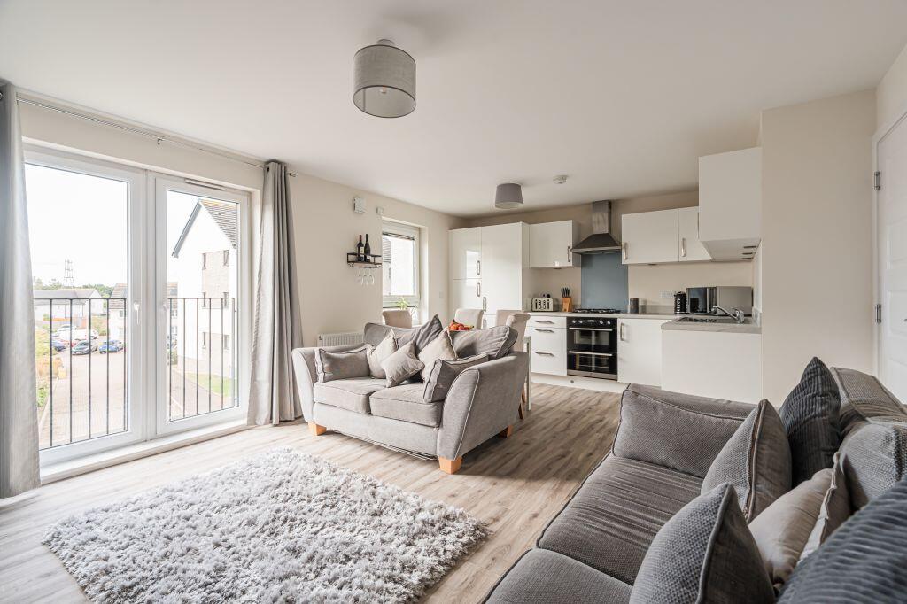 2/6 Bowbridge Crescent, Edinburgh, EH17 8UX photo 3