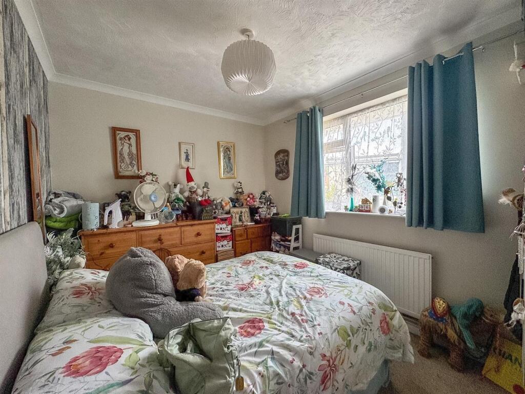 House in Weston-super-Mare, Mead Vale, Weston Village - More