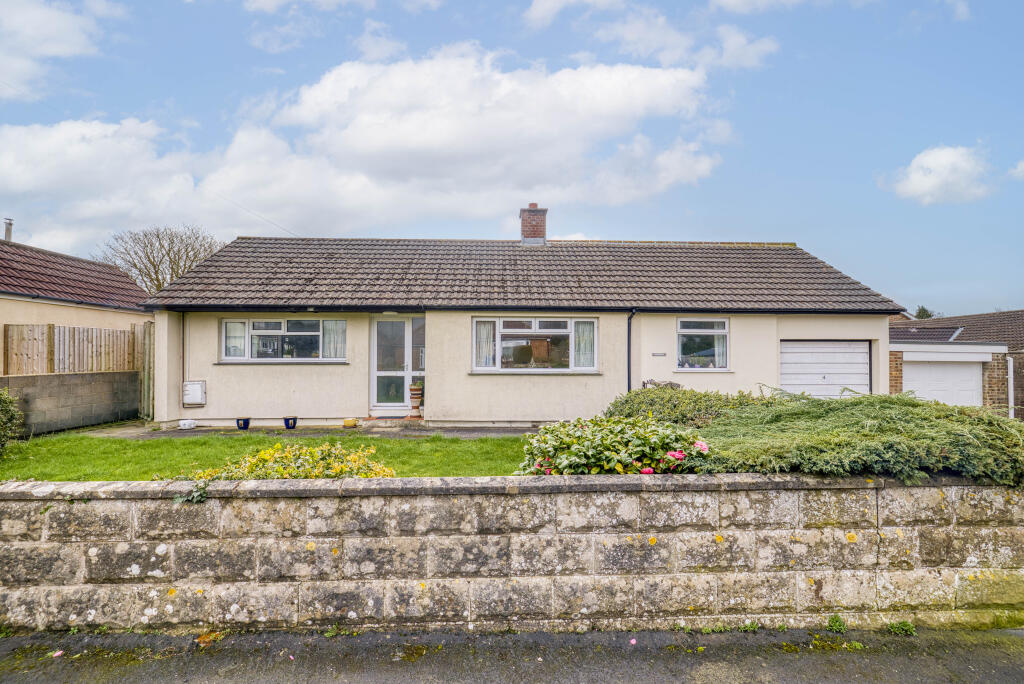 Lyndale, Enfield Road, Evercreech, Shepton Mallet, Somerset, BA4