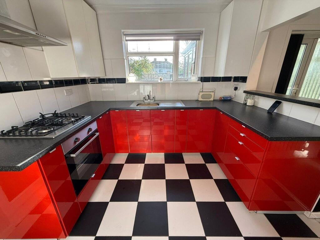 Tristram Avenue, BIRMINGHAM, West Midlands, B31 photo 2