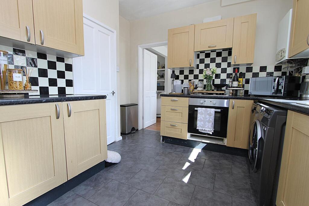 House in Kidderminster, Aggborough - View 5