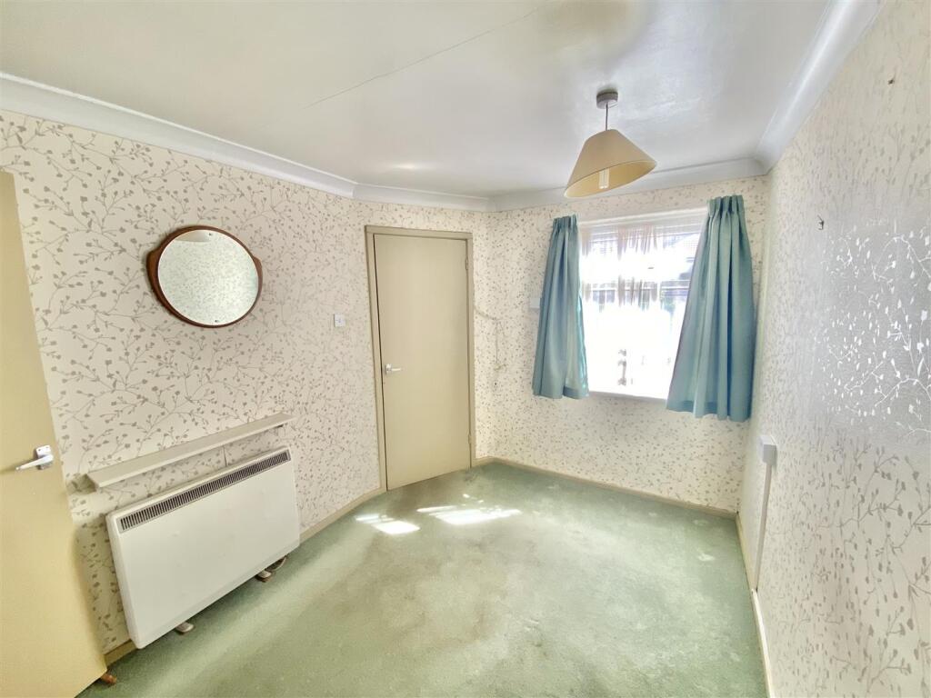House in St Albans - View 4