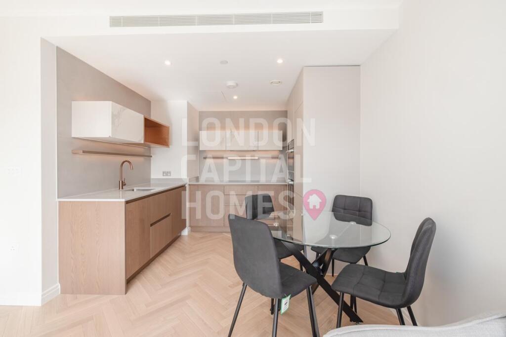 Apartment in London - View 5