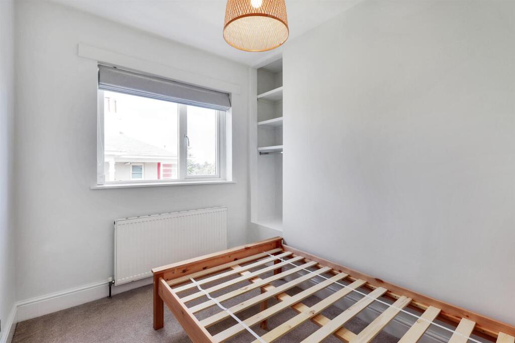 Apartment in Tonbridge - More
