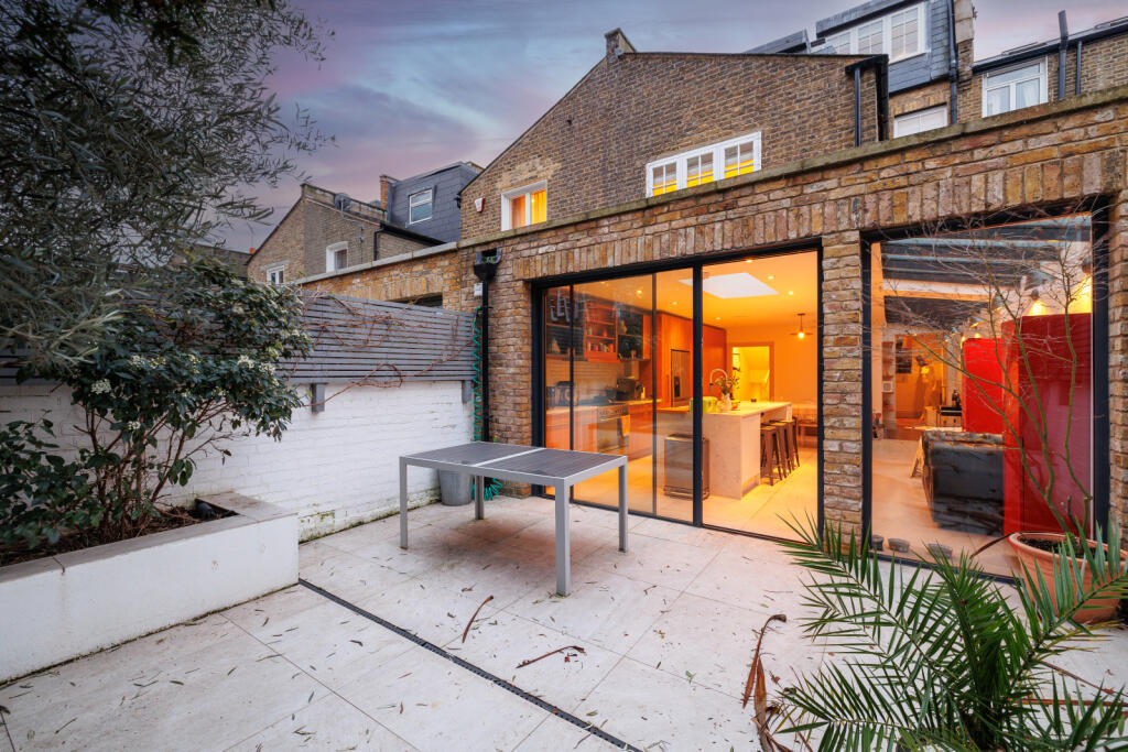 Main image of property: Sedlescombe Road, 
Fulham, SW6