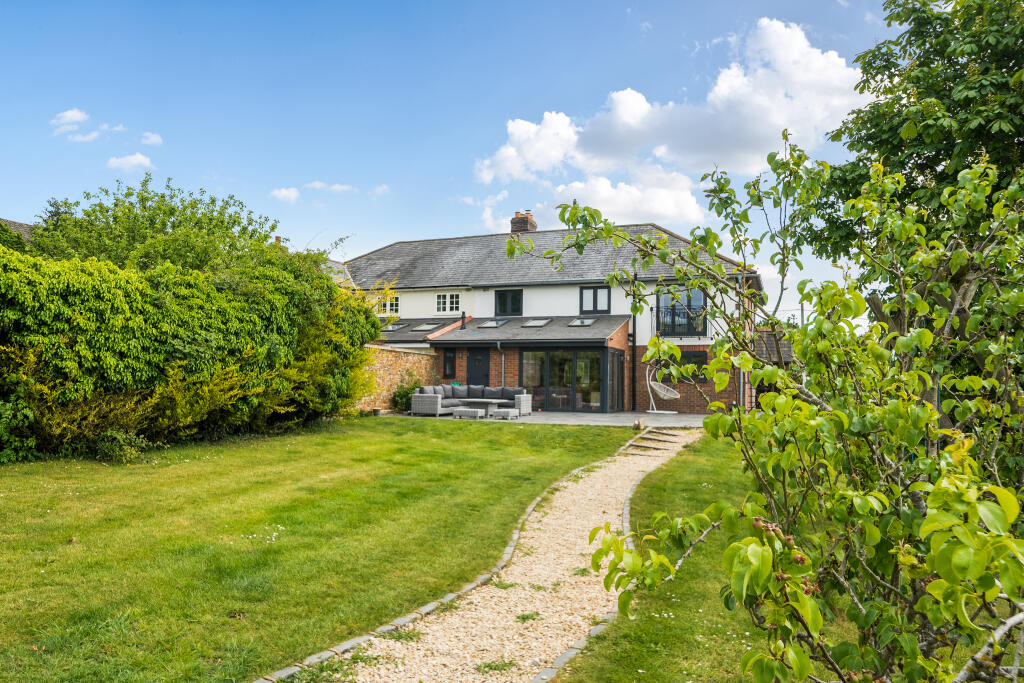 Main image of property: Foundry Lane, Loosley Row, HP27