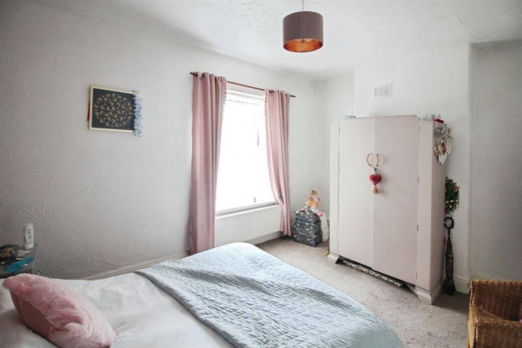 House in Wakefield - More