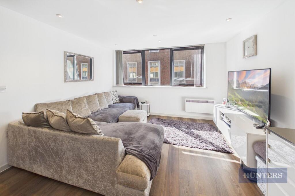 Apartment in Southampton - View 4