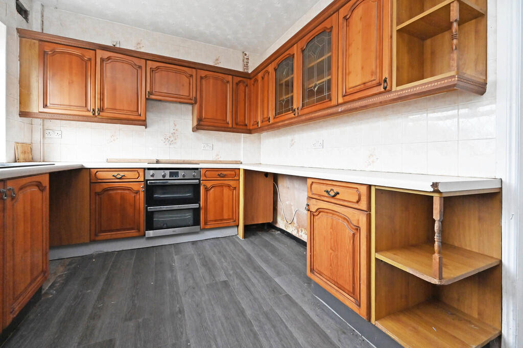 Blakelow Road, Abbey Hulton, Stoke-on-Trent photo 4