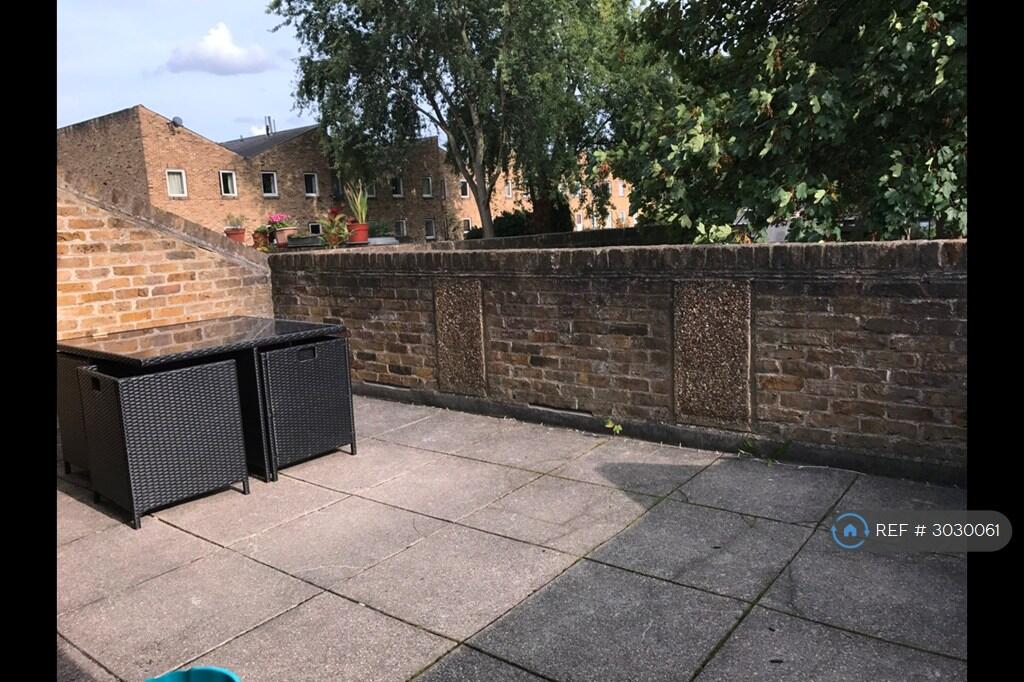 Main image of property: Belmont Close, Clapham Common, SW4