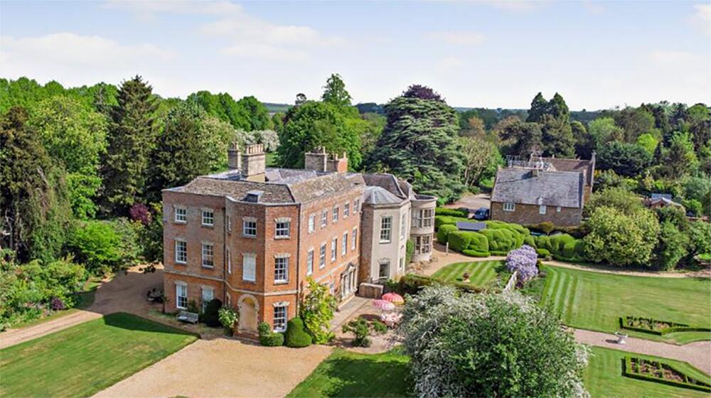 Main image of property: Glendon Hall, Glendon, Kettering, Northamptonshire