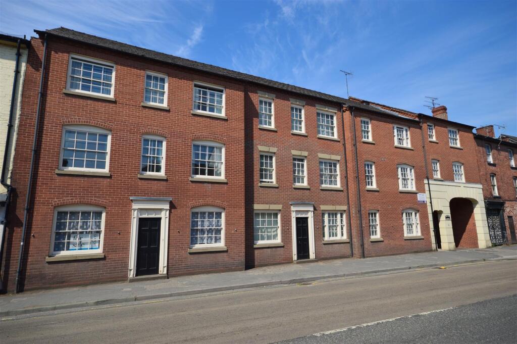 Main image of property: Bridge Court, Leominster, Herefordshire, HR6 8HX