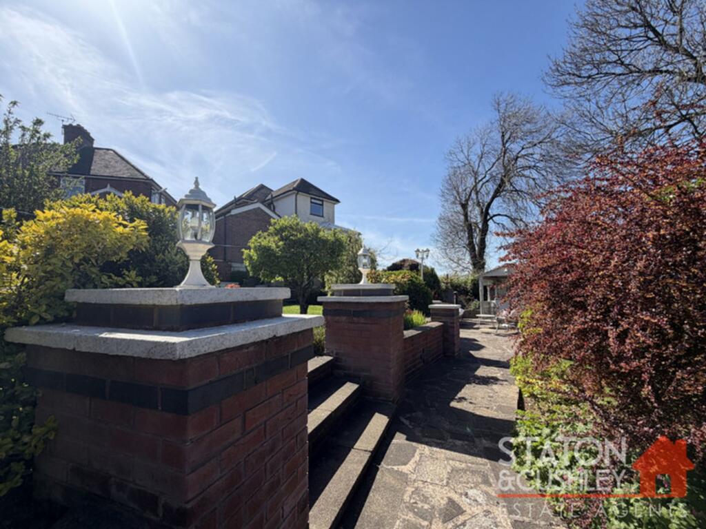 House in Ashfield, Sutton in Ashfield, Nottinghamshire - View 4