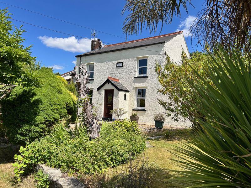 3-bed detached on 4a Victoria Street, £315,000