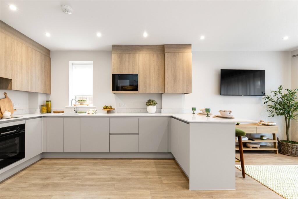 Main image of property: Cobham Road, Fetcham, Leatherhead, Surrey, KT22