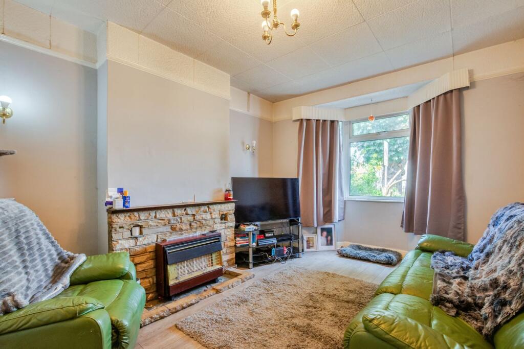House in Sidcup, Halfway Street, Blackfen - View 2